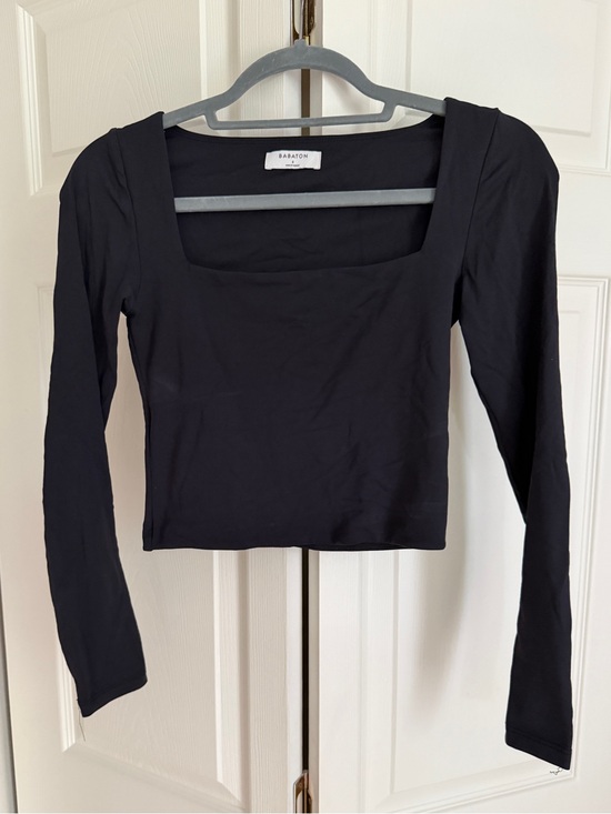 Aritzia Tops - Aritzia Babaton Black Square-Neck Long Sleeve Top